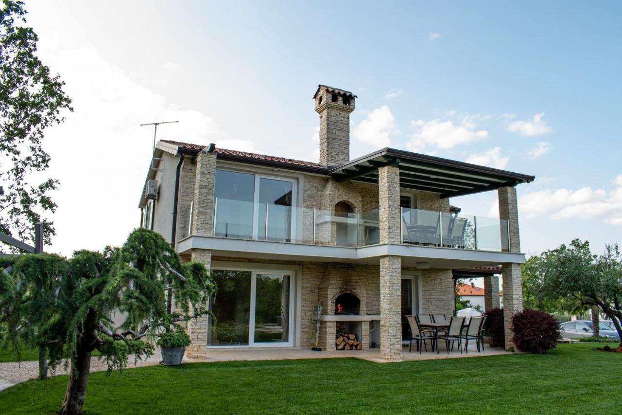 Apartments Villa Sotlar With Pool Умаг Экстерьер фото