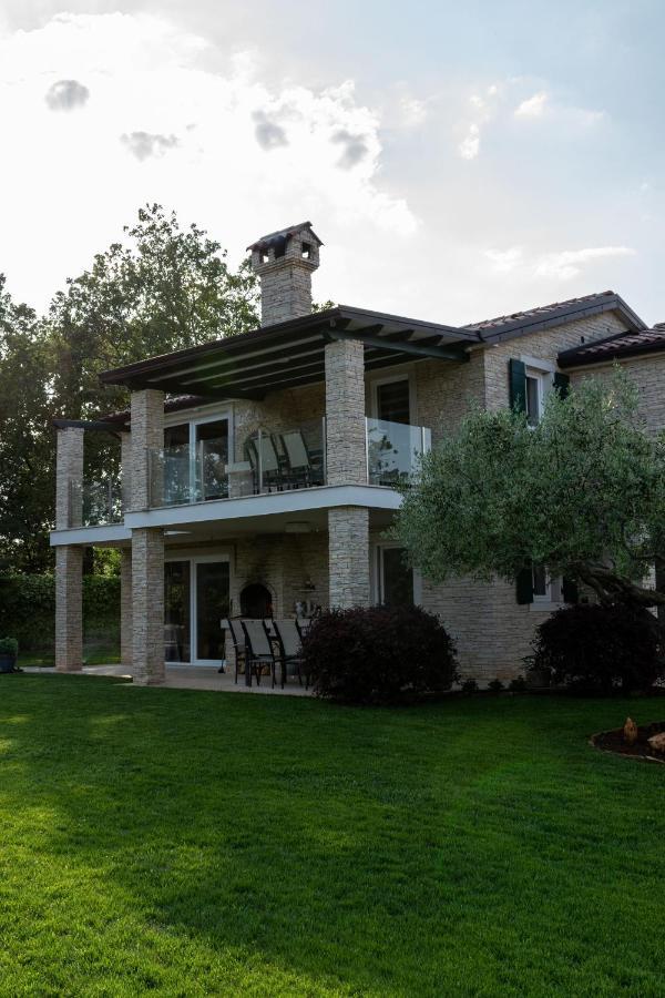 Apartments Villa Sotlar With Pool Умаг Экстерьер фото